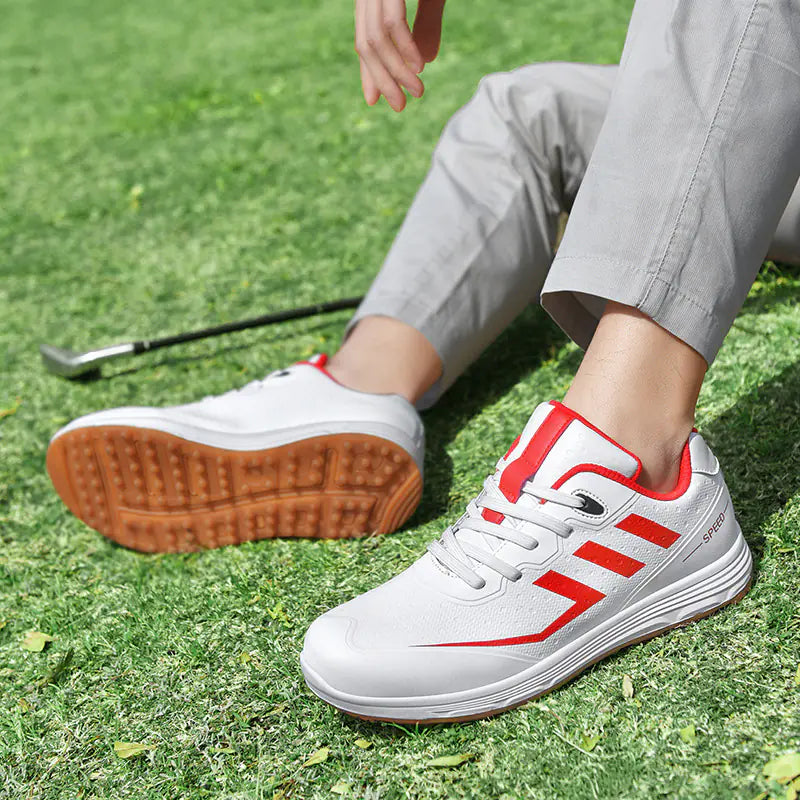 New Stylish Lightweight Golf Shoes for Men and Women